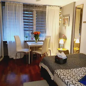 Centrumtwardastreetcentralstation 10min Wi-fi 1,2gb Sek Apartament